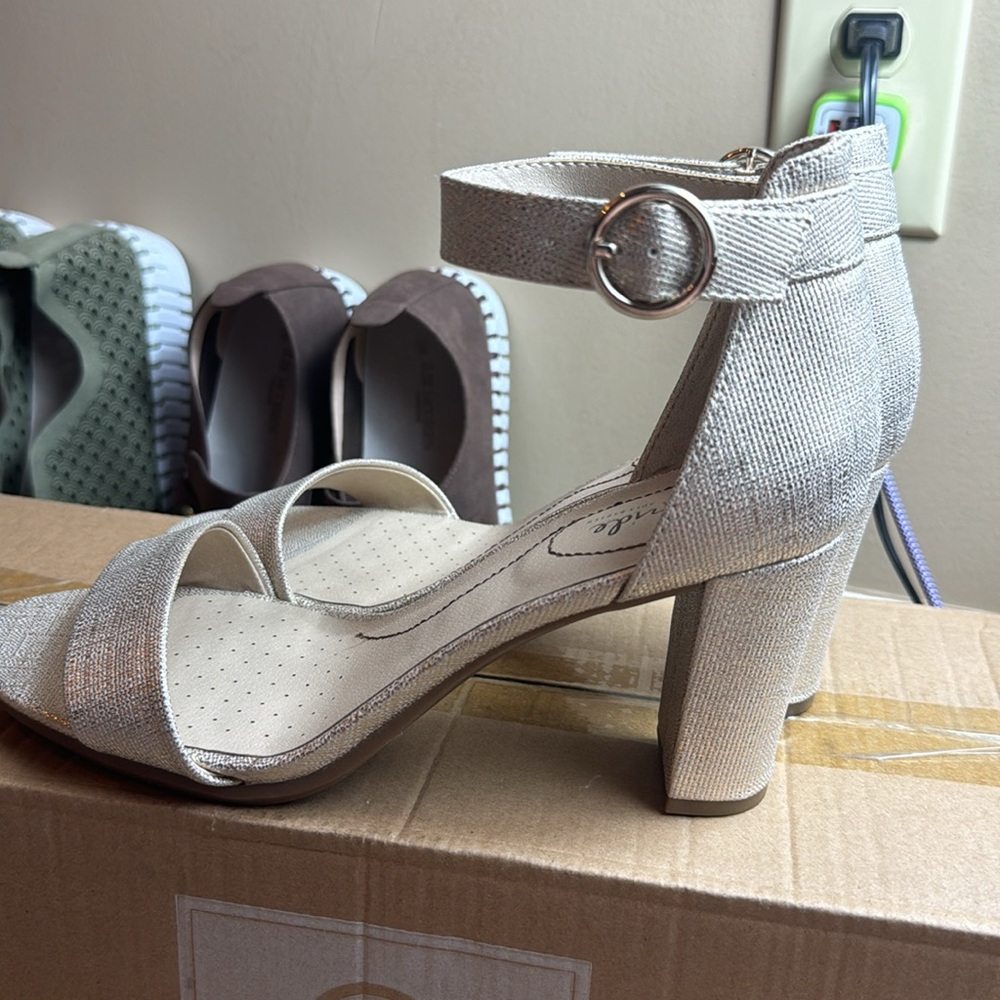 NWOT • Lifestride Women's Averly • Platino • 9M - Picture 3 of 16